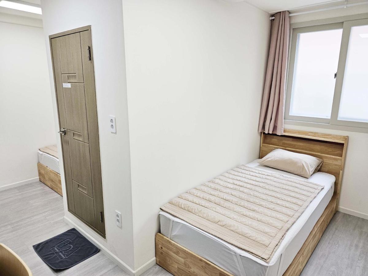 Boa Travel House Hostel *