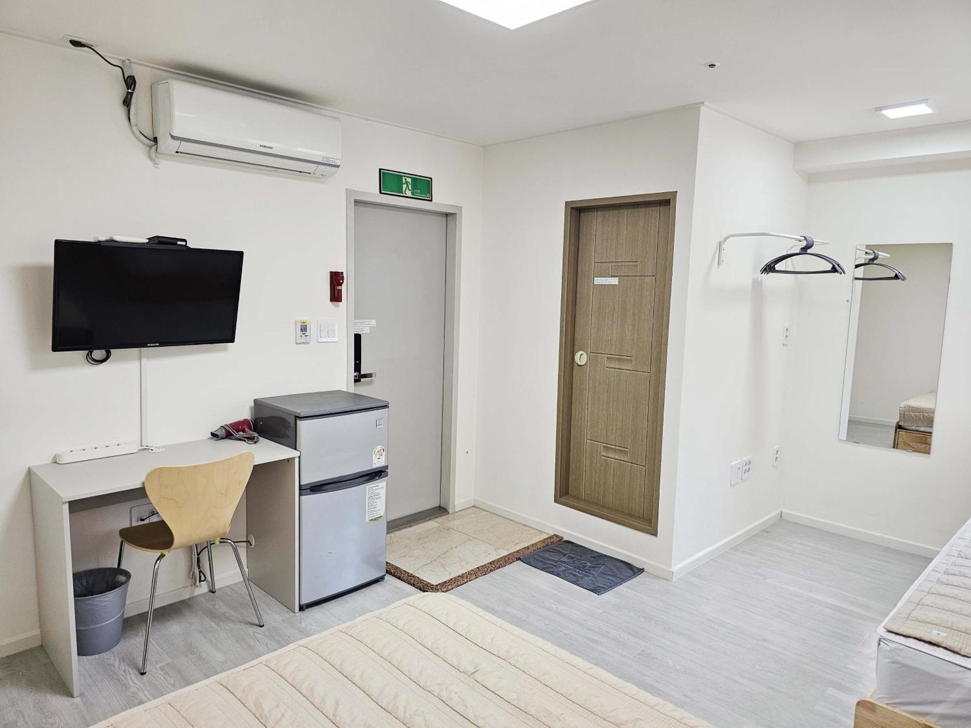 Boa Travel House Hostel *
